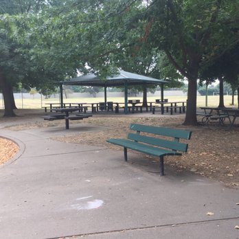 Glenbrook Park - Parks Near Me - Sacramento, California
