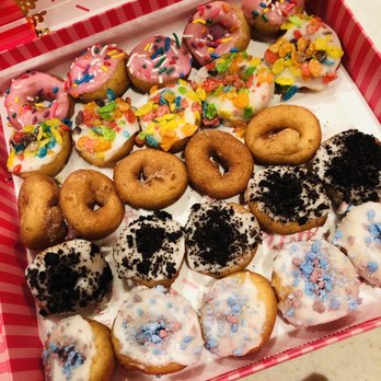 Miss. Mini Donuts - 25 variety mini donuts - Donuts Near Me - Irvine, California Miss. Mini Donuts - 25 variety mini donuts - Donuts Near Me - Irvine, California