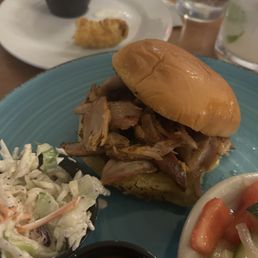 Pulled chicken sandwich