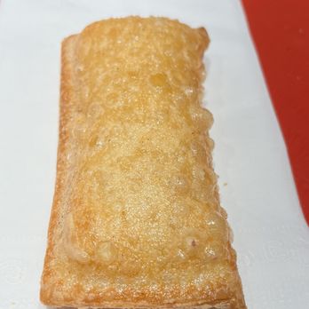 Jollibee - Peach Mango pie - Fast Food Near Me - Tacoma, Washington
