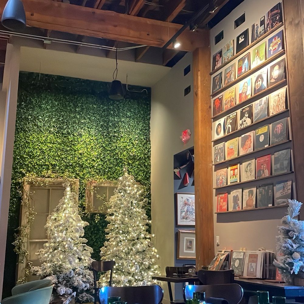 Fable and Fire - Seating Area - Salad Near Me - Rockwall, Texas