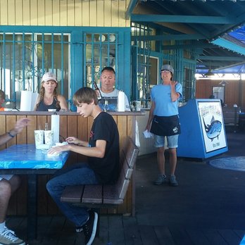 Harbor Fish Cafe - Atmosphere - Seafood Near Me - Carlsbad, California