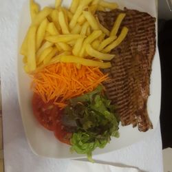 Restaurante Papa Fina - Steak frites salade