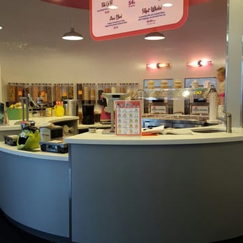 Yoop-Phoria - Desserts Near Me - Marquette, Michigan