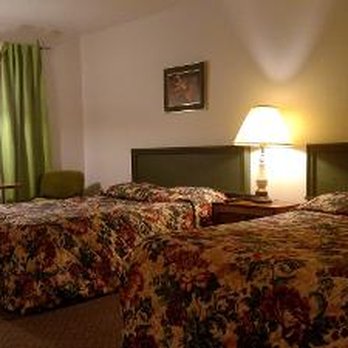 Iron Inn Motel - Hotels Near Me - Iron River, Michigan Iron Inn Motel - Hotels Near Me - Iron River, Michigan