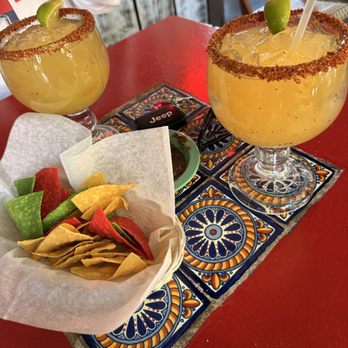 Pepitos - Skinny Margaritas - Mexican Near Me - Riverside, California