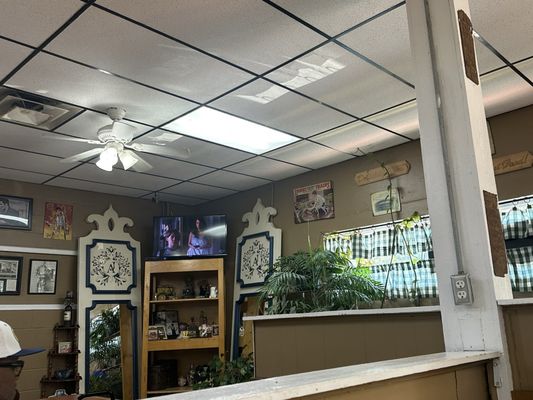 Tiffany's Kitchen by null