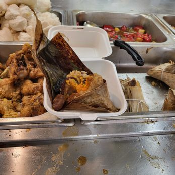 99 Ranch Market - Display Zongzi with egg yolk, chestnut, sausage, mushroom - Seafood Markets Near Me - Mountain View, California 99 Ranch Market - Display Zongzi with egg yolk, chestnut, sausage, mushroom - Seafood Markets Near Me - Mountain View, California