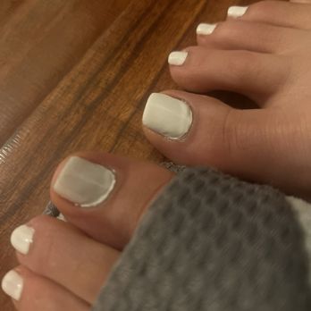 Mn Herbals Beauty - Uneven air bubbles and touching skin..this is what you get for an extra $10 up charge on top of the pedicure cost for using gel! - Hair Salons Near Me - Citrus Heights, California