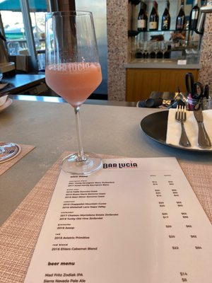 Bar Lucia by null