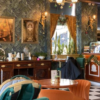 Cafe Deko - Interior - Coffee & Tea Near Me - Chicago, Illinois