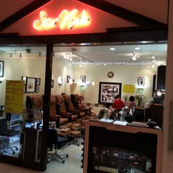 Star Nails - Storefront in mall across from Ruby Tuesday.