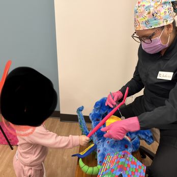 Redwood Pediatric Dentistry - Pediatric Dentists Near Me - Oakland, California