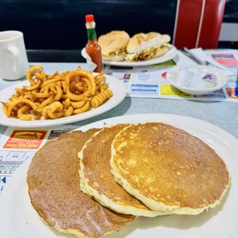 Scotchwood Diner - Egg & cheese Sammy, curly fries, pancakes - Diners Near Me - Scotch Plains, New Jersey Scotchwood Diner - Egg & cheese Sammy, curly fries, pancakes - Diners Near Me - Scotch Plains, New Jersey