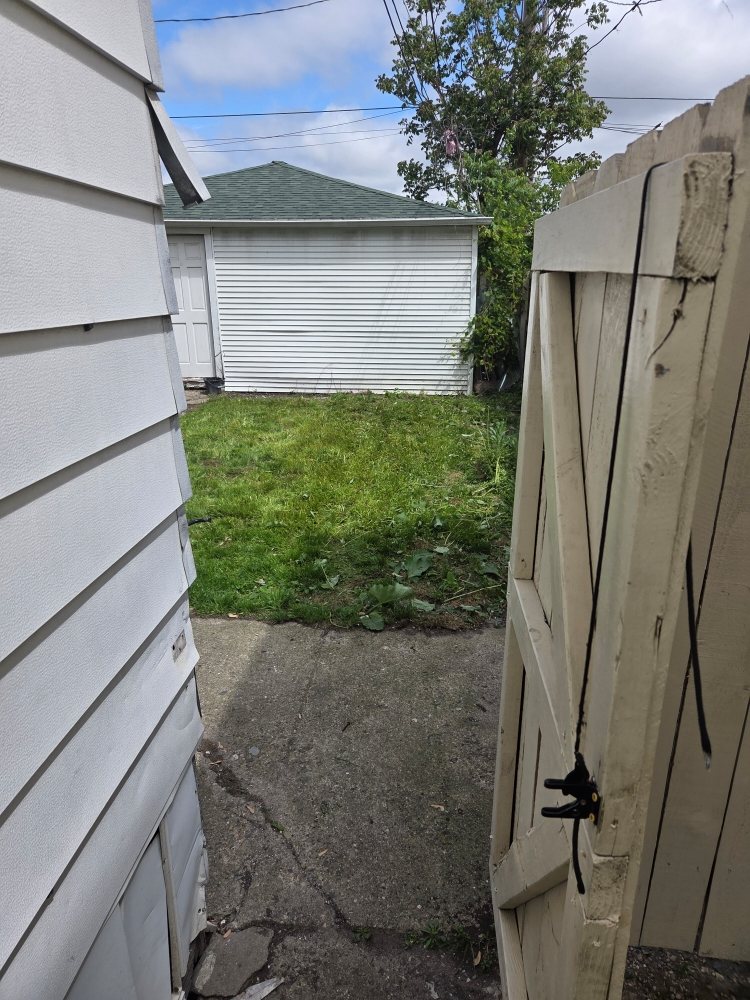 Slide of Realistic Living Solutions