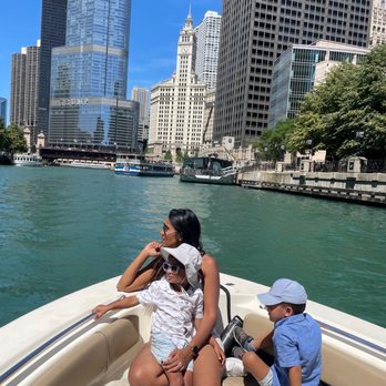 Island Party Boat - Boating Near Me - Chicago, Illinois