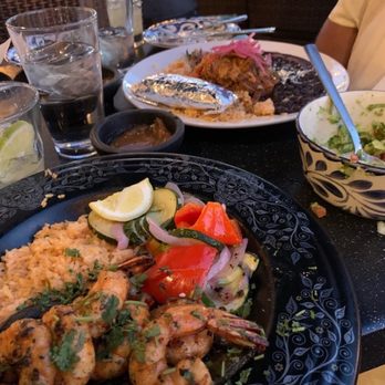 Barrio Queen - Camarones al Mojo de Ajo and Cochinita Pibil - Mexican Near Me - Scottsdale, Arizona Barrio Queen - Camarones al Mojo de Ajo and Cochinita Pibil - Mexican Near Me - Scottsdale, Arizona