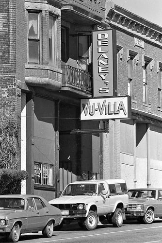 Vu Villa Bar Logo