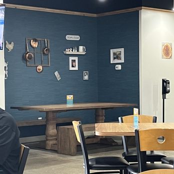 Big Bear Biscuits - Breakfast & Brunch Near Me - Indianapolis, Indiana