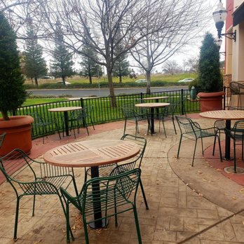 Temple Coffee - Large outdoor patio - Coffee Roasteries Near Me - Folsom, California
