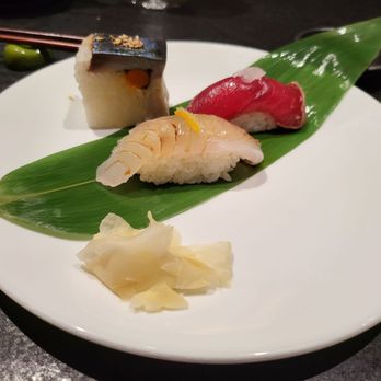 TORO - Sushi - Sushi Bars Near Me - Honolulu, Hawaii