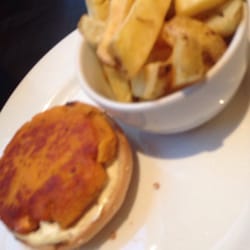 Gourmet Burger Kitchen - Kids sweet potatoe burger