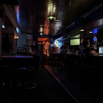Rose & Crown Pub - Bar area - Dive Bars Near Me - Omaha, Nebraska Rose & Crown Pub - Bar area - Dive Bars Near Me - Omaha, Nebraska