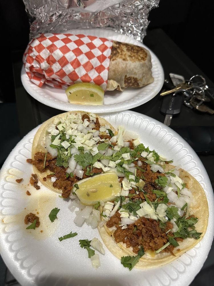 Cocula’s Taqueria — Mexican restaurant in Fowler