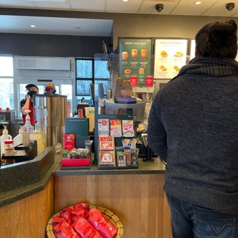 Starbucks - Coffee & Tea Near Me - Louisville, Kentucky