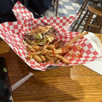 P.T.’s Olde Fashioned Grille - Burgers Near Me - Wilmington, North Carolina