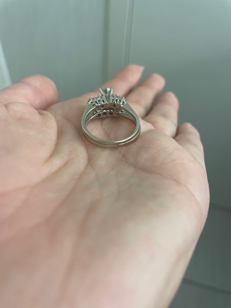 DUBLIN VILLAGE JEWELERS Updated September 2024 26 Photos & 14