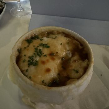 Petite Left Bank - Tiburon - French onion soup - French Near Me - Tiburon, California Petite Left Bank - Tiburon - French onion soup - French Near Me - Tiburon, California