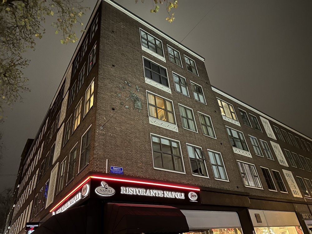 RISTORANTE NAPOLI Updated June 2024 23 Photos & 13 Reviews Meent 81A, Rotterdam, Zuid