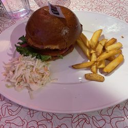 Classic American Diner - Falafel hampurilainen