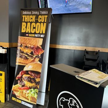 Buffalo Wild Wings - Sports Bars Near Me - Bloomingdale, Illinois