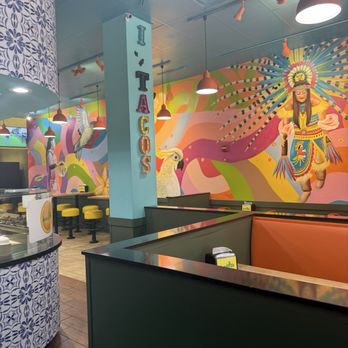 Achilito's Taqueria - Decor - Tex-Mex Near Me - Foxborough, Massachusetts