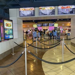 Orbit Cafe - Line to the kiosks