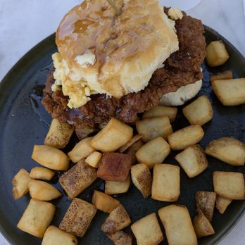 Leeland House - Honey chicken biscuit - Breakfast & Brunch Near Me - Houston, Texas Leeland House - Honey chicken biscuit - Breakfast & Brunch Near Me - Houston, Texas