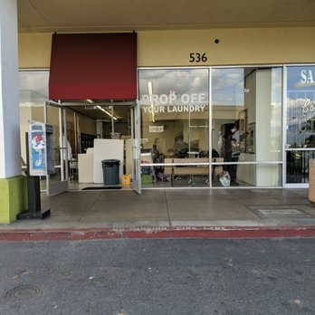Drop Off Your Laundry - Laundromat - Laundromat Near Me - La Puente, California Drop Off Your Laundry - Laundromat - Laundromat Near Me - La Puente, California