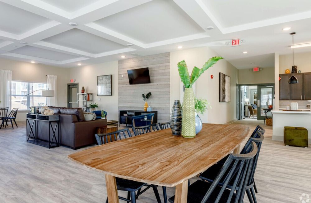 LARKRIDGE Updated October 2024 16 Photos 16105 Washington St