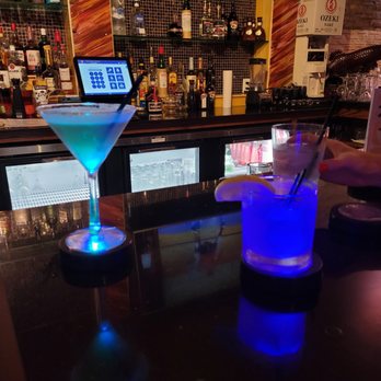 Omizu - LYCHEE MARTINI - Japanese Near Me - Parma, Ohio