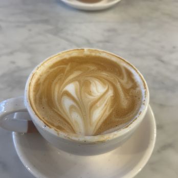 Stillhouse Coffee - Non-fat latté - Coffee & Tea Near Me - Edmonds, Washington