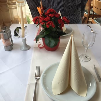 Bella Italia - Beautiful place settings. - Pizza Near Me - Neumarkt i.d.OPf., BY