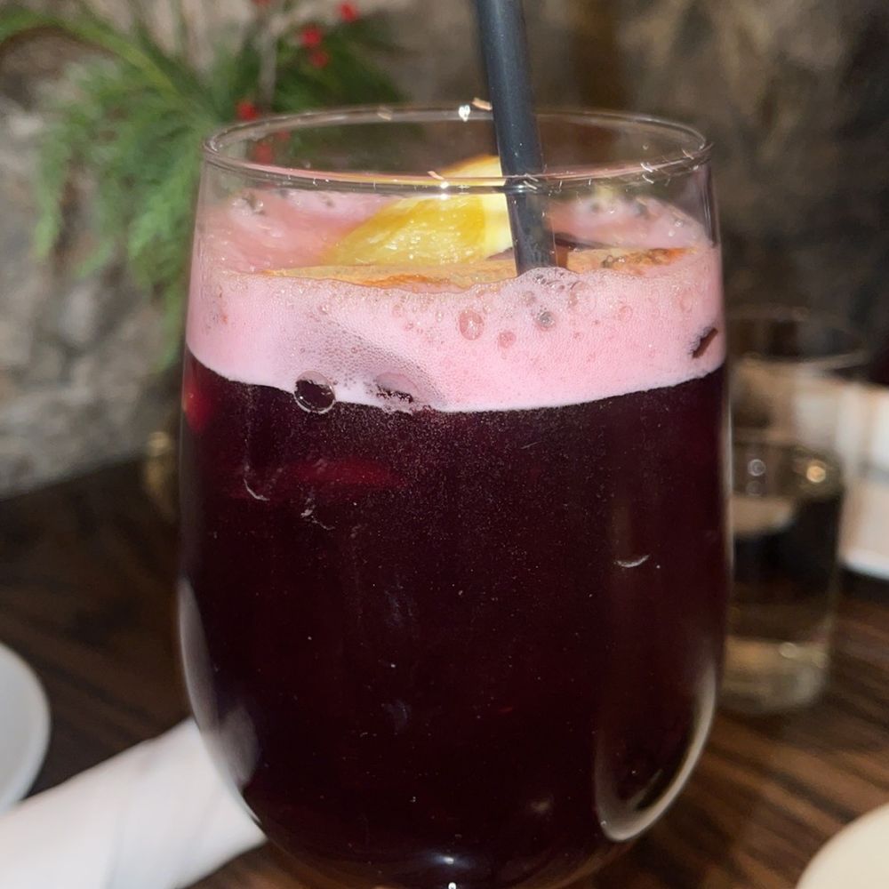 DeWolf Tavern - Fall sangria - New American Near Me - Bristol, Rhode Island DeWolf Tavern - Fall sangria - New American Near Me - Bristol, Rhode Island
