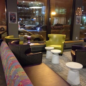 HI Boston Hostel - Lobby area - Hostels Near Me - Boston, Massachusetts