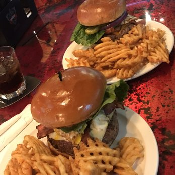 Pumphouse - This burger 'pumphouse deluxe' is amazing! - American Near Me - Wichita, Kansas Pumphouse - This burger 'pumphouse deluxe' is amazing! - American Near Me - Wichita, Kansas