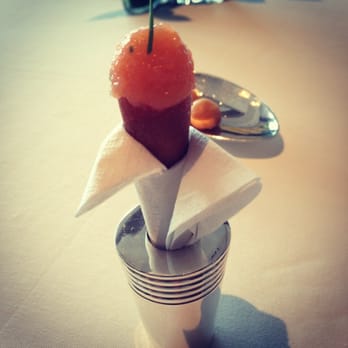 Per Se - Salmon tar tar amuse bouche - French Near Me - New York, New York Per Se - Salmon tar tar amuse bouche - French Near Me - New York, New York