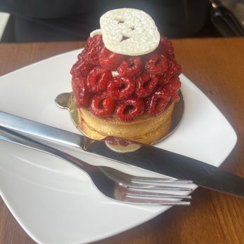 Cannelle Matt Knio - Raspberry tart - Coffee & Tea Near Me - Detroit, Michigan Cannelle Matt Knio - Raspberry tart - Coffee & Tea Near Me - Detroit, Michigan