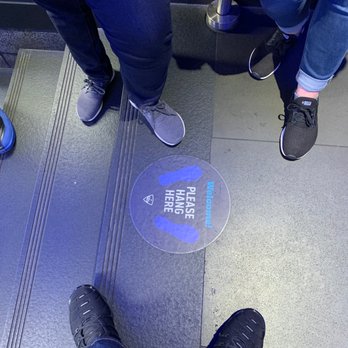 Topgolf - Wait in line - Golf Near Me - Las Vegas, Nevada