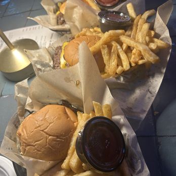 Rodeo 72 - Smashed burgers with infamous tallow fries - Food Court Near Me - Whittier, California